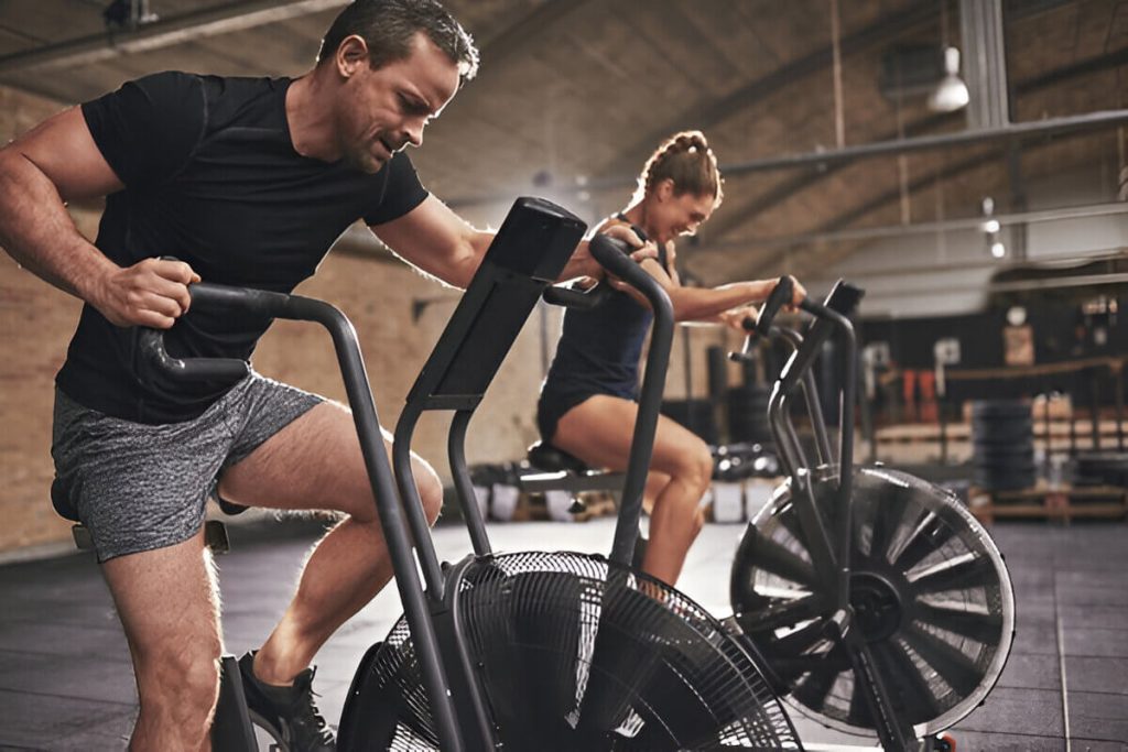 The Pros And Cons Of Doing Cardio Before Weights